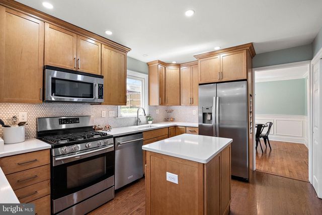 13 N WYNWYD DR, Newark, DE 19711