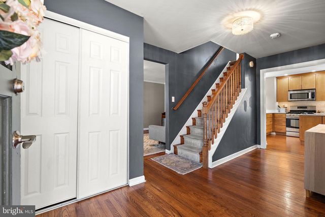 13 N WYNWYD DR, Newark, DE 19711