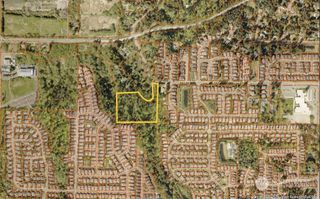 1203 X Dave Road, Redmond, WA 98052