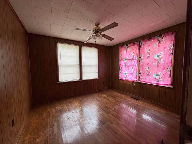 947 Cherry Street, Forrest City, AR 72335