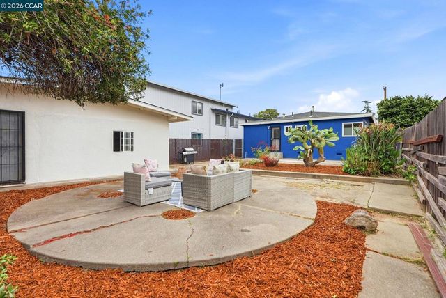 3720 Midvale Ave, Oakland, CA 94602