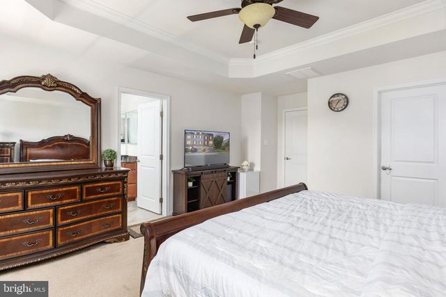 7030 DARBEY KNOLL DR, Gainesville, VA 20155