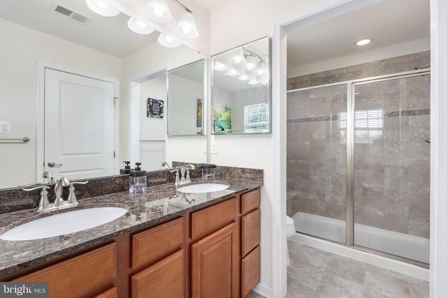 7030 DARBEY KNOLL DR, Gainesville, VA 20155