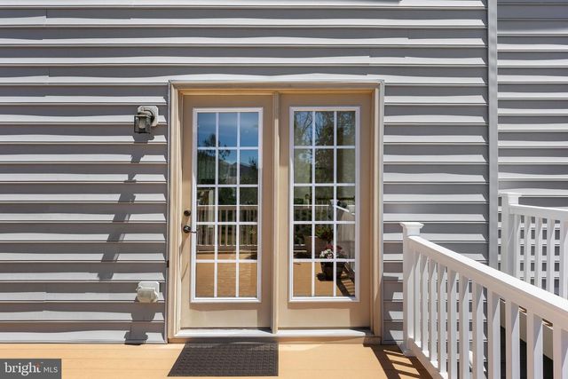 7030 DARBEY KNOLL DR, Gainesville, VA 20155
