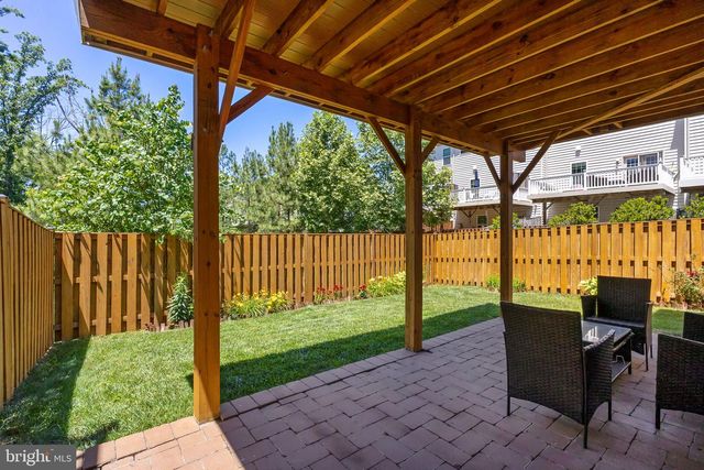 7030 DARBEY KNOLL DR, Gainesville, VA 20155