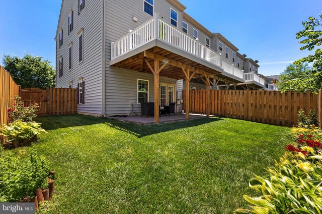 7030 DARBEY KNOLL DR, Gainesville, VA 20155