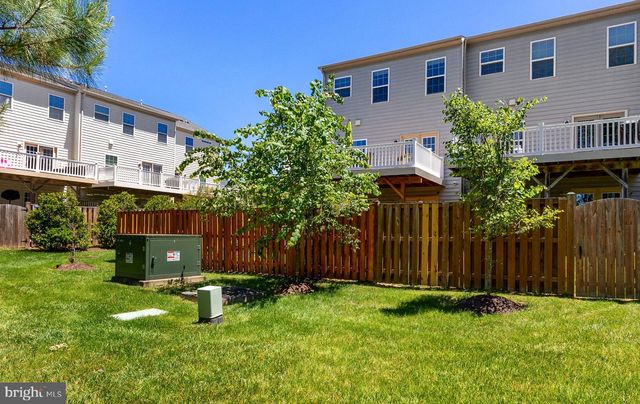 7030 DARBEY KNOLL DR, Gainesville, VA 20155