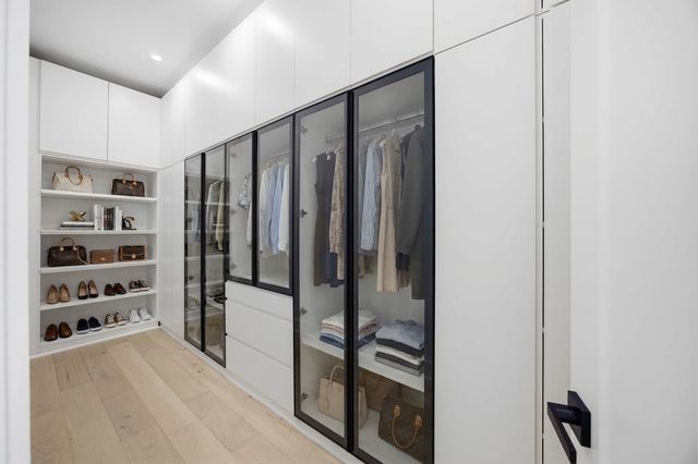 4220 MUNGER Avenue, Dallas, TX 75204