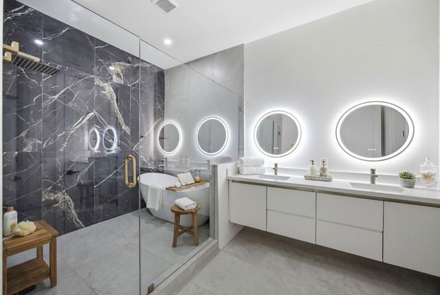 4220 MUNGER Avenue, Dallas, TX 75204