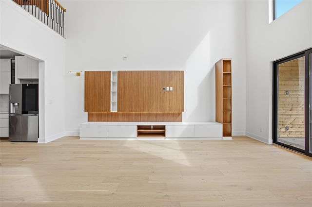 4220 MUNGER Avenue, Dallas, TX 75204