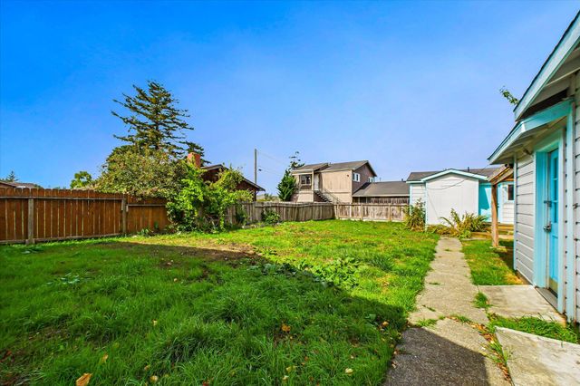 3219 18th Street, Eureka, CA 95501