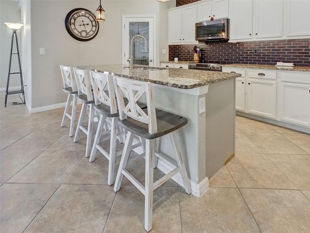 12390 CINQUETERRE DRIVE, Venice, FL 34293