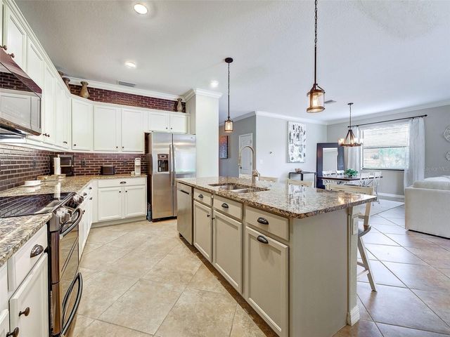 12390 CINQUETERRE DRIVE, Venice, FL 34293