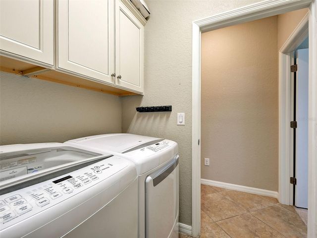 12390 CINQUETERRE DRIVE, Venice, FL 34293
