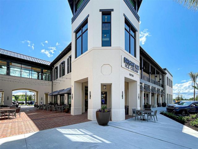 12390 CINQUETERRE DRIVE, Venice, FL 34293