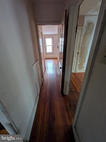 205 E EVERGREEN AVE, Philadelphia, PA 19118