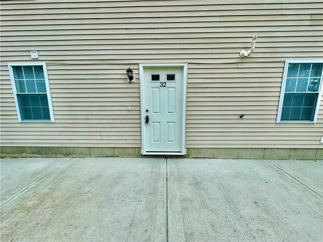 32 Silva Street, Cumberland, RI 02864
