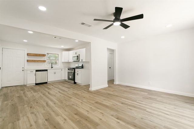 1211 E Virginia Street, Mckinney, TX 75069