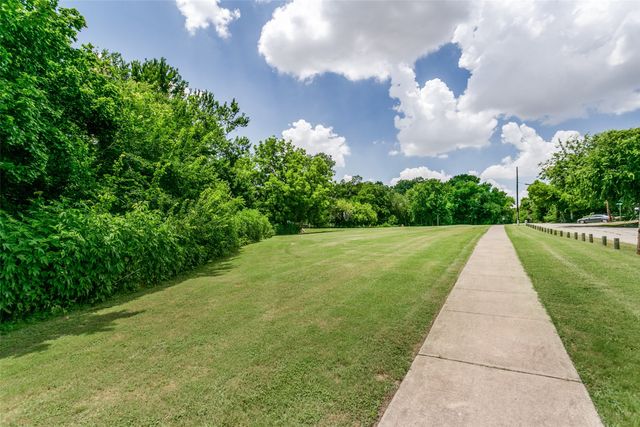 1211 E Virginia Street, Mckinney, TX 75069