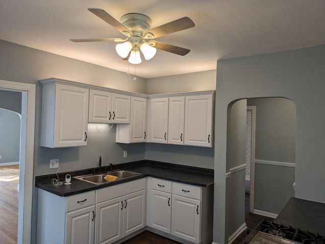 2944 N 48th STREET, Milwaukee, WI 53210