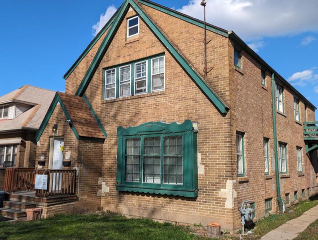 2944 N 48th STREET, Milwaukee, WI 53210