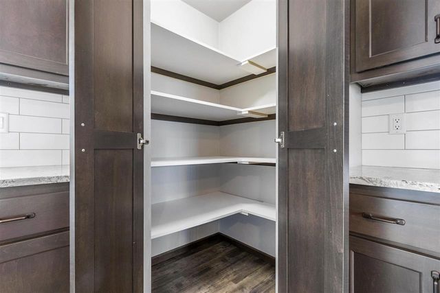 N9254 HOMESTEAD LANE, Appleton, WI 54915