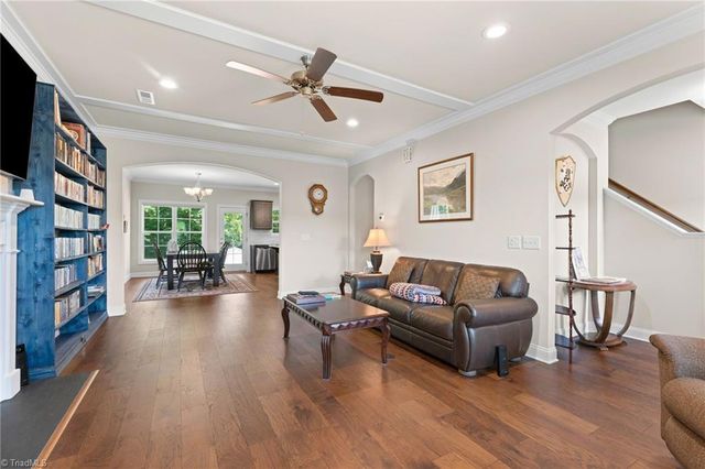 1523 Chickasha Drive, Pfafftown, NC 27040
