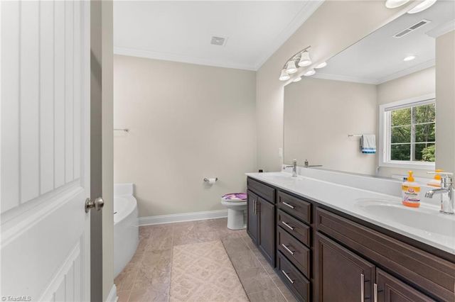 1523 Chickasha Drive, Pfafftown, NC 27040