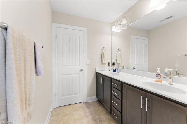 1523 Chickasha Drive, Pfafftown, NC 27040
