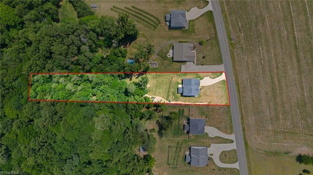 1523 Chickasha Drive, Pfafftown, NC 27040