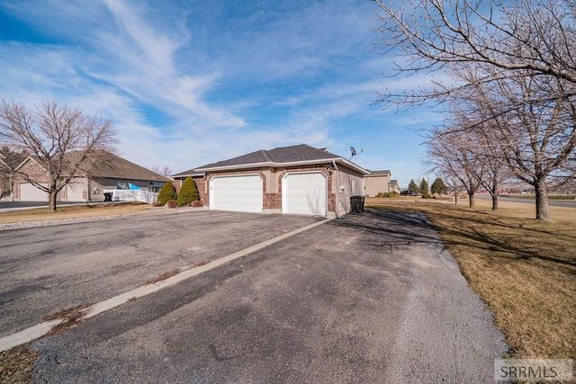 965 October Cove, Shelley, ID 83274