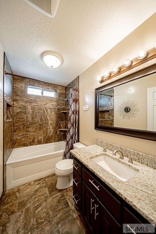 Image 36 of property listing at 965 October Cove, Shelley, ID 83274