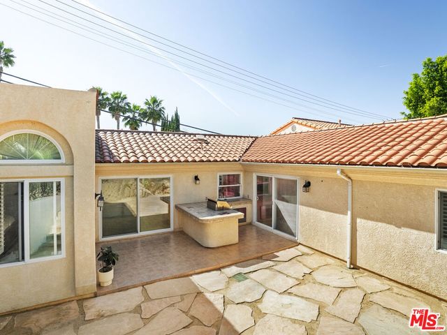 22780 Macfarlane Drive, Woodland Hills, CA 91364