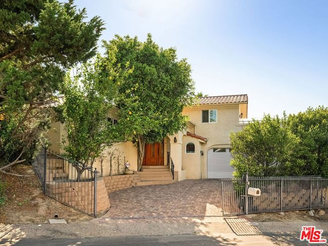 22780 Macfarlane Drive, Woodland Hills, CA 91364