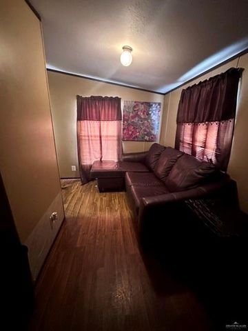 901 E Sioux Road, Pharr, TX 78577
