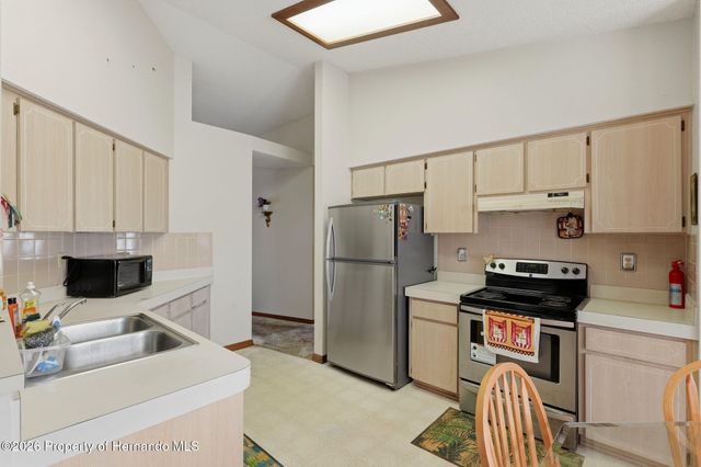 10464 Maderia Street, Spring Hill, FL 34608