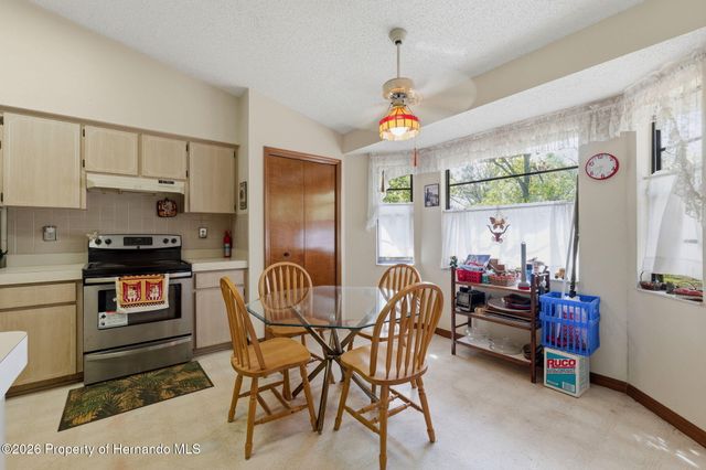 10464 Maderia Street, Spring Hill, FL 34608