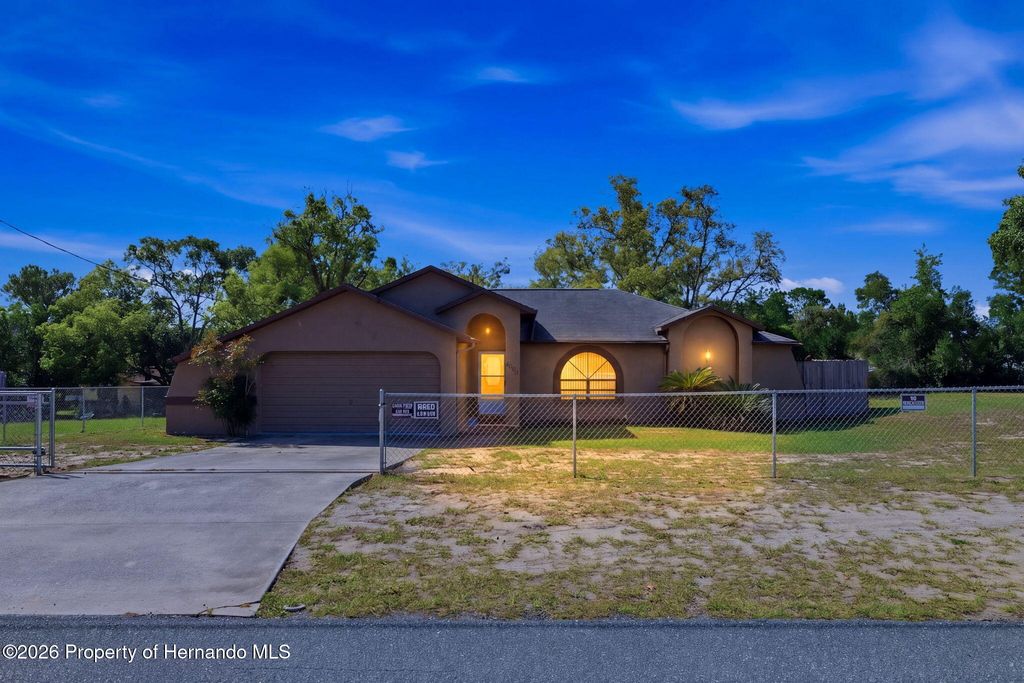 10464 Maderia Street, Spring Hill, FL 34608