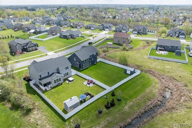 39 Partridge Walk, Lancaster, NY 14086