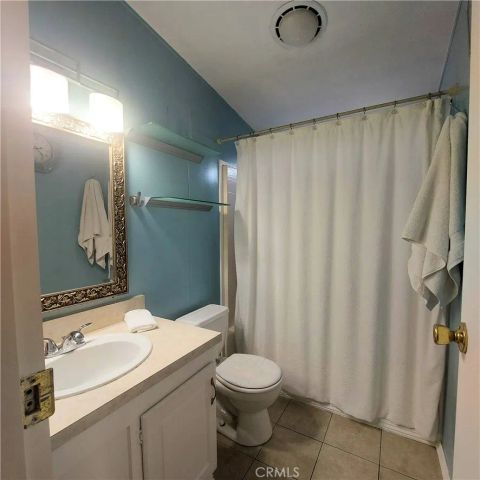 327 W Wilson 86, Costa Mesa, CA 92627