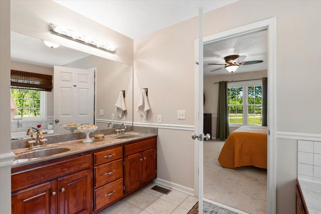 332 John Shaw Rd, Lewisburg, TN 37091