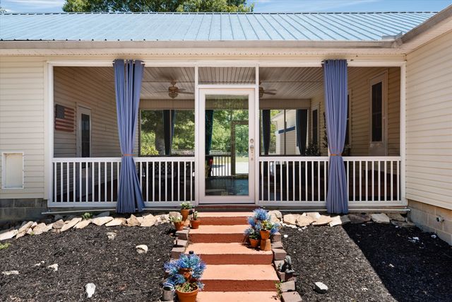 332 John Shaw Rd, Lewisburg, TN 37091