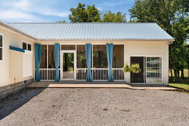 332 John Shaw Rd, Lewisburg, TN 37091