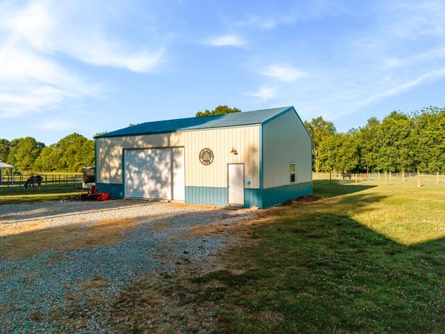 332 John Shaw Rd, Lewisburg, TN 37091
