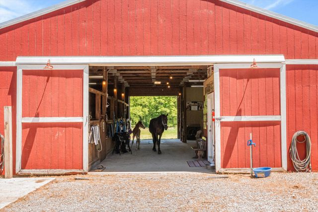 332 John Shaw Rd, Lewisburg, TN 37091