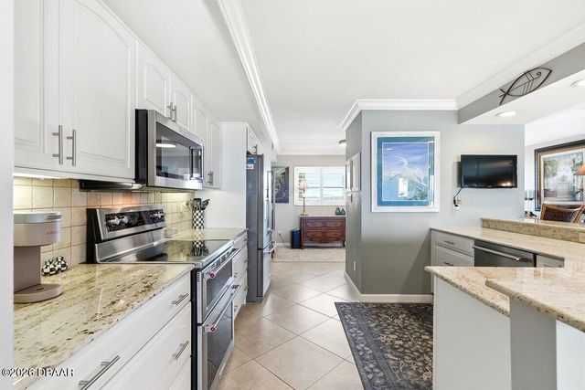 552 Marina Point Drive, Daytona Beach, FL 32114