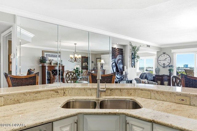 552 Marina Point Drive, Daytona Beach, FL 32114