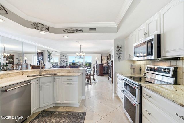 552 Marina Point Drive, Daytona Beach, FL 32114
