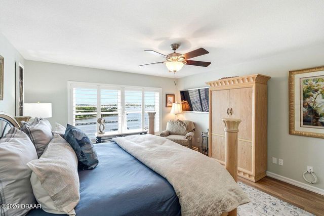 552 Marina Point Drive, Daytona Beach, FL 32114