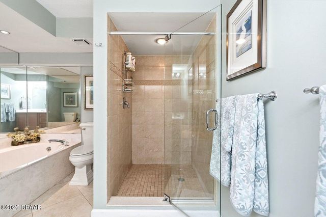 552 Marina Point Drive, Daytona Beach, FL 32114